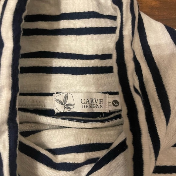 Carve Designs Funnel Neck Pullover Size XL - Picture 4 of 6